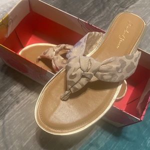 New never worn...Amelia Grace Adellia sandal